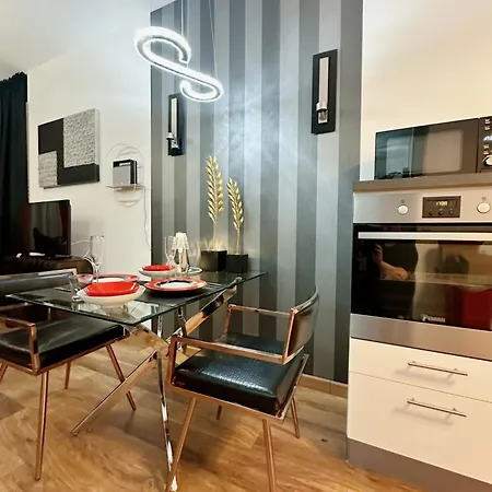 Aparthotel High Level
