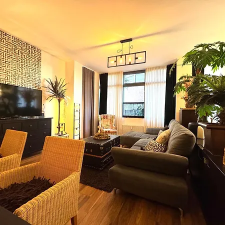 High Level Aparthotel